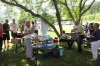 The pilgrims enjoying a delicious picnic luncheon.